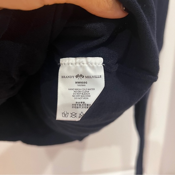 Brandy Melville Ruffled Cardigan - Picture 4 of 6